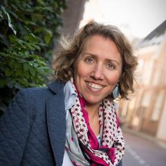 Eveline Hogenkamp – Beukenlaantje, Dutch Life Sciences Coöperatie U.A.